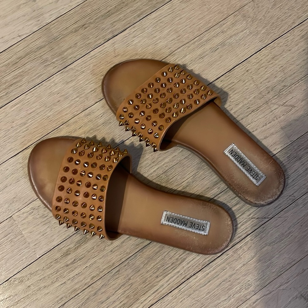 Steve Madden Brown, Spike sandals